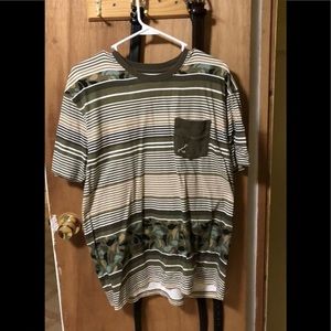 Staple Pocket T shirt size Large